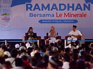 Masjid Istiqlal Gandeng Le Minerale, UMKM-Jemaah Rasakan Berkah Ramadan Masjid Istiqlal Gandeng Le Minerale, UMKM-Jemaah Rasakan Berkah Ramadan