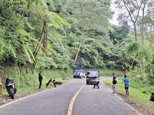 Jatuh-Terseret Akibat Ngebut di Jalan Menurun, Pemotor di Manggarai Tewas