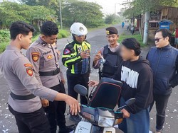 Patroli Cipkon Ramadan Tangkap 2 Pelajar Bawa Bubuk Petasan di Mojokerto