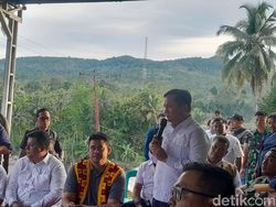 Bupati Nias Barat Curhat ke Bobby soal Edy: Sering ke Sini Tapi Hanya Janji