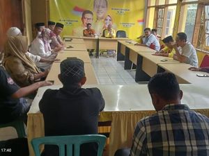 6 Anggota DPRD Maros Fraksi Golkar Malas Ikut Rapat Berujung Kena SP Partai 6 Anggota DPRD Maros Fraksi Golkar Malas Ikut Rapat Berujung Kena SP Partai