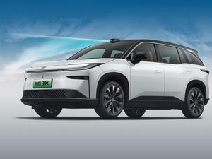 Potret Mobil Listrik Terbaru Toyota bZ3X yang Dijual Mulai Rp 246 Jutaan