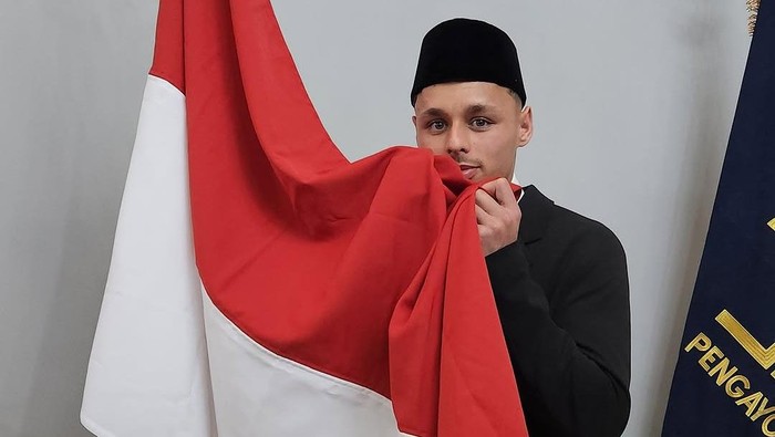 Dean James Dean James sah menjadi WNI pada Senin (10/3/2025) di Kedutaan Besar Republik Indonesia di Roma.