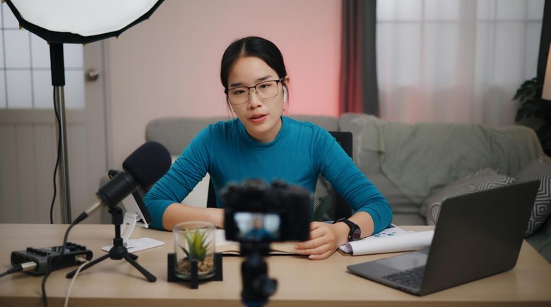 Andil Kreator Lokal Menginspirasi Publik dalam Mengakses Informasi Digital