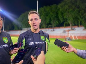 Persebaya Vs Madura United: Bajul Ijo Kantongi Gaya Main Sapeh Kerrab Persebaya Vs Madura United: Bajul Ijo Kantongi Gaya Main Sapeh Kerrab