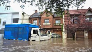 Penampakan Banjir Bandang Hantam Argentina, 16 Orang Tewas