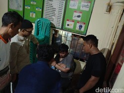 Gegara Chat HP, Warga Temukan Sabu Tersembunyi di Pohon