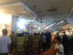 Kebakaran di Mal Season City Tadi Malam, Diduga Akibat Korsleting