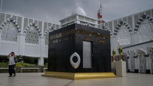 Potret Masjid Terbesar yang Ada di Pusat Perbelanjaan