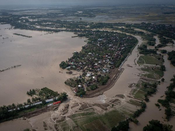 Potret Tanggul Sungai di Grobogan Jebol, 21 Desa Terendam Banjir