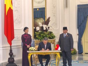 Prabowo Terima Kunjungan Sekjen Partai Komunis Vietnam di Istana