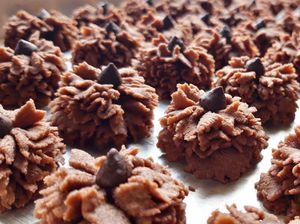 Resep Kue Semprit Cokelat Klasik yang Renyah Legit Untuk Lebaran Resep Kue Semprit Cokelat Klasik yang Renyah Legit Untuk Lebaran