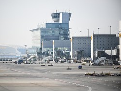 Objek Misterius Bikin Penerbangan di Bandara Jerman Dialihkan