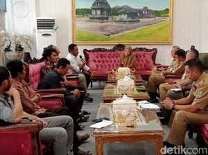 Warga Banjarnegara Ngadu ke Bupati soal Perambahan Hutan Rogojembangan Warga Banjarnegara Ngadu ke Bupati soal Perambahan Hutan Rogojembangan