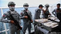 Bakamla Gagalkan Penyelundupan Benih Lobster di Pulau Seribu