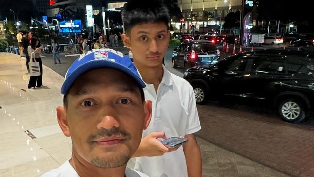 Kabar Terkini Artis dari InsertLive : Bangganya Ibnu Jamil Bicara soal Anak yang Jadi Taruna Akmil
