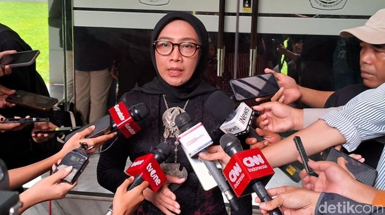Cukai Etanol: Hambatan Campuran BBM Mulai Diurai
