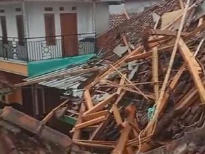 Puluhan Rumah di Kota Tasikmalaya Rusak Disapu Puting Beliung