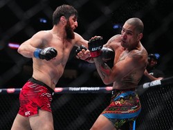 UFC 313: Alex Pereira Keok dari Ankalaev, Inikah Penyebabnya?