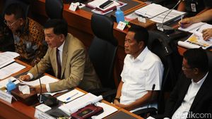 Menhan Bahas RUU TNI dengan Komisi I DPR