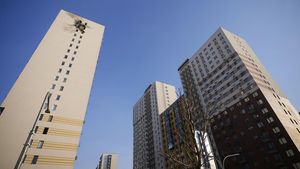Penampakan Apartemen di Rusia Terkena Serangan Drone Ukraina