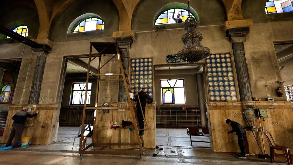 Penampakan Masjid Kuno di Tepi Barat yang Rusak Diserang Israel Penampakan Masjid Kuno di Tepi Barat yang Rusak Diserang Israel