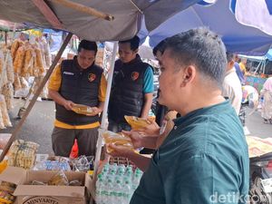 Polisi Temukan Harga Minyakita Naik di Pasar Lubuklinggau, Penjual Diberi Sanksi Polisi Temukan Harga Minyakita Naik di Pasar Lubuklinggau, Penjual Diberi Sanksi