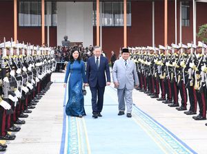 Video: Prabowo Antar Kepulangan Sekjen Partai Komunis Vietnam di Lanud Halim Video: Prabowo Antar Kepulangan Sekjen Partai Komunis Vietnam di Lanud Halim