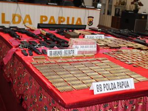 Satpam SMA di Sleman Simpan 4 Senpi, Masuk Jaringan Penyuplai Senjata KKB Papua