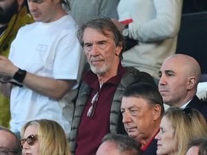Bos MU Ancam Hengkang Kalau Dibully Fans Bos MU Ancam Hengkang Kalau Dibully Fans