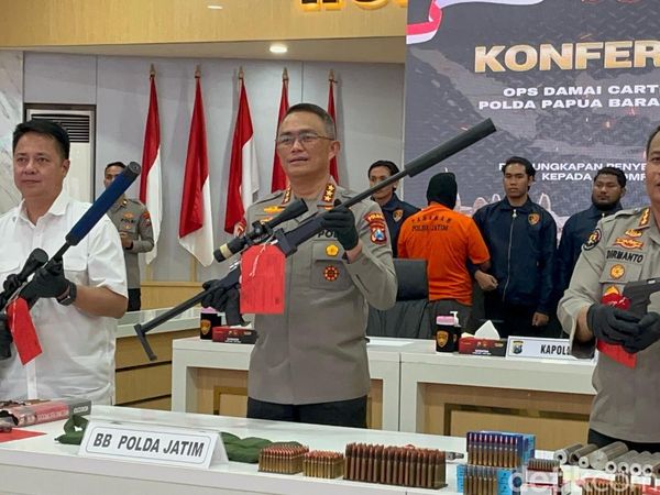 Polri Ungkap Penyelundupan Senjata Api Rakitan ke KKB Papua