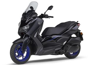 Potret Yamaha Xmax 250 Terbaru yang Makin Canggih dengan Windshield Elektrik