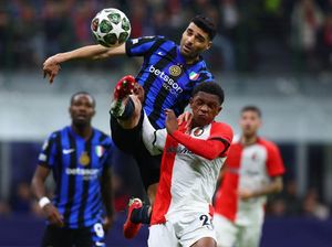 Video: Striker Inter Terjebak di Teheran Gegara Perang Iran-Israel Video: Striker Inter Terjebak di Teheran Gegara Perang Iran-Israel