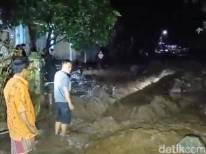 Banjir Bandang Terjang Desa di Bawah Lereng Argopuro Bondowoso