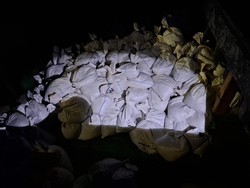 Polda Babel Tetapkan 14 Tersangka Penyelundupan Pasir Timah di Belitung