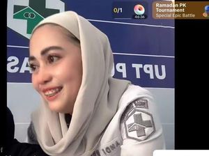 Oknum Pegawai Puskesmas di Bone Live Tiktok Saat Jam Kerja Ditegur Bupati Oknum Pegawai Puskesmas di Bone Live Tiktok Saat Jam Kerja Ditegur Bupati