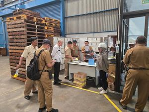 Minyakita Kurang dari 1 Liter di Pasar, Dinkopdag Surabaya akan Lapor Kemendag