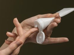 LPPOM MUI Ajak Muslim Cek Titik Kritis Halal Skincare, Bukan Hanya dari Label