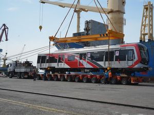 2 Rangkaian KRL Impor Tambahan dari China Tiba di RI