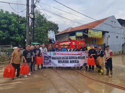 Komunitas Fortuner Bantu Korban Banjir