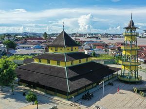 Jadwal Salat Subuh hingga Isya di Kaltim untuk 17 September 2025 Jadwal Salat Subuh hingga Isya di Kaltim untuk 17 September 2025