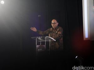 Pemerintah Bakal Latih 210 Ribu Orang Kelola Koperasi Desa Merah Putih