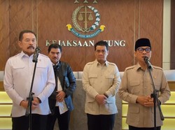 Mendes Yandri Temui Jaksa Agung Adukan Dana Desa Dipakai Judol
