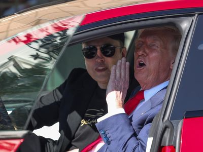 Pasang Surut Hubungan Trump-Elon Musk