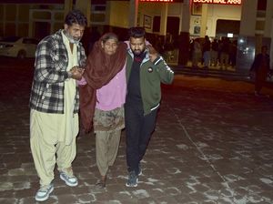 Mengerikan 31 Jiwa Tewas Usai Militan 30 Jam Bajak Kereta di Pakistan