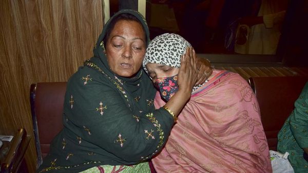 Pemberontak Bajak Kereta di Pakistan, 35 Penumpang Disandera