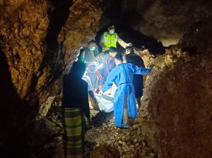 Kerangka Manusia Ditemukan di Goa Pletes Malang Kerangka Manusia Ditemukan di Goa Pletes Malang