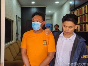 Aksi Pecatan Polisi Palak Sopir JakLingko Pakai Modus Jatah Bensin Aksi Pecatan Polisi Palak Sopir JakLingko Pakai Modus Jatah Bensin