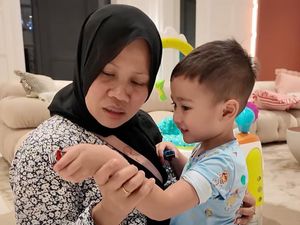 Lepas Rindu Rayyanza dengan Suster Rini Lepas Rindu Rayyanza dengan Suster Rini