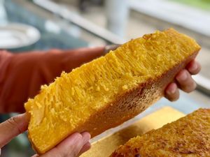 Adu Legit 3 Bika Ambon Legendaris, Begini Tekstur dan Rasanya Adu Legit 3 Bika Ambon Legendaris, Begini Tekstur dan Rasanya